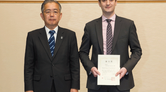 Pictured is Emanuel Matray (OEM Partnerships) receving the award on behalf of Catherine Amblard