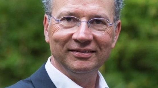 Serge Dal Farra - Global Marketing Manager - Total Lubmarine Serge Dal Farra - Global Marketing Manager - Total Lubmarine